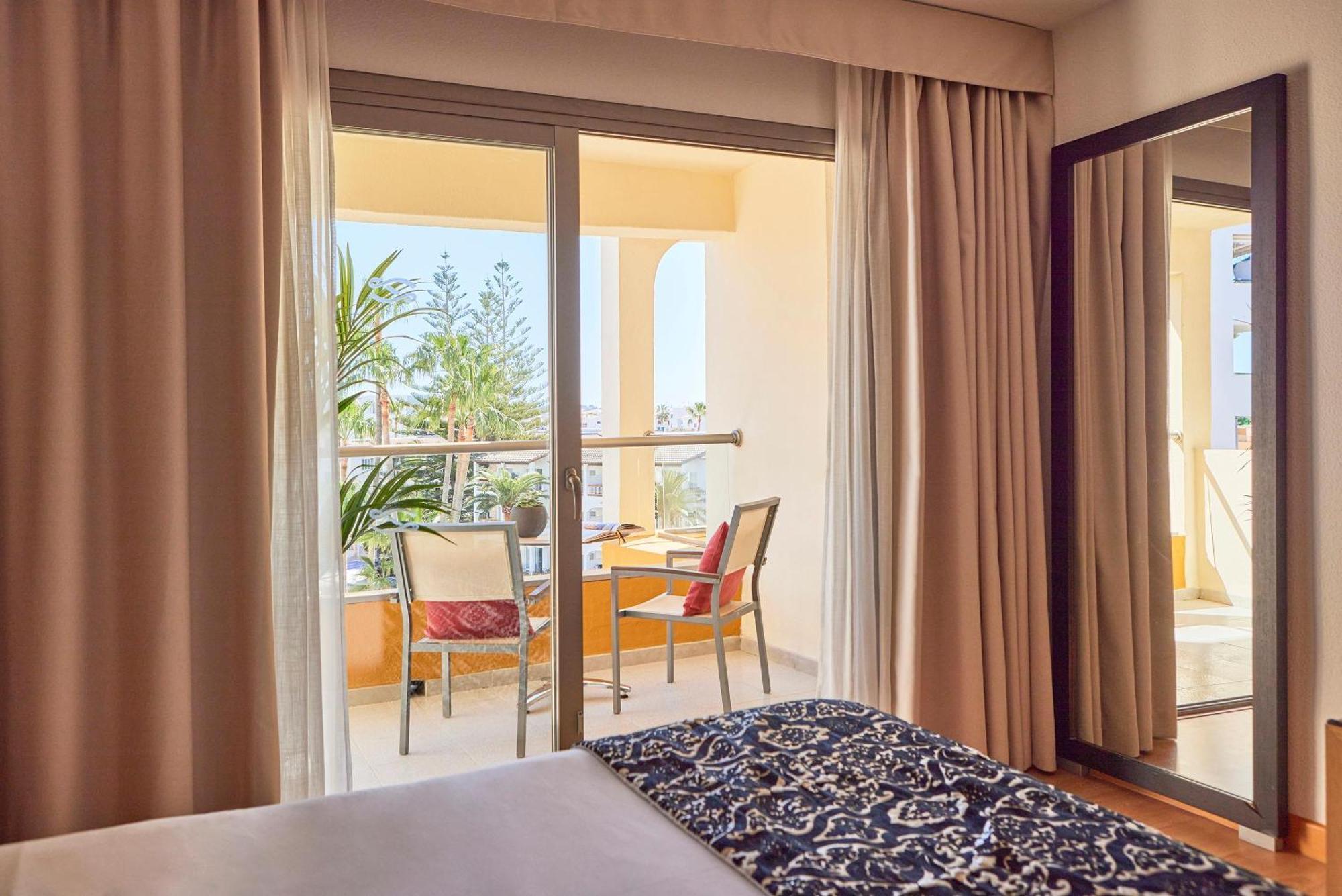 Zafiro Tropic Aparthotel Port de Alcudia  Luaran gambar